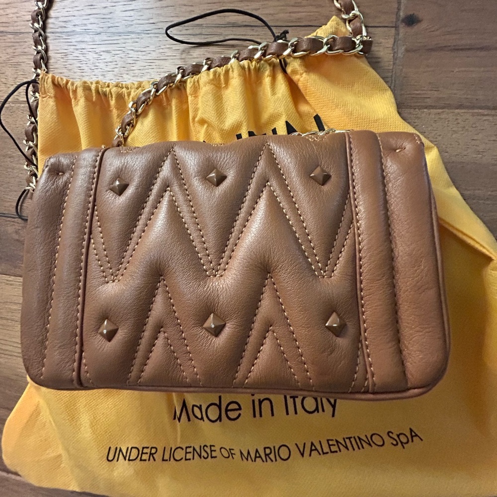Authentic Valentino crossbody handbag/purse - Picture 2 of 8